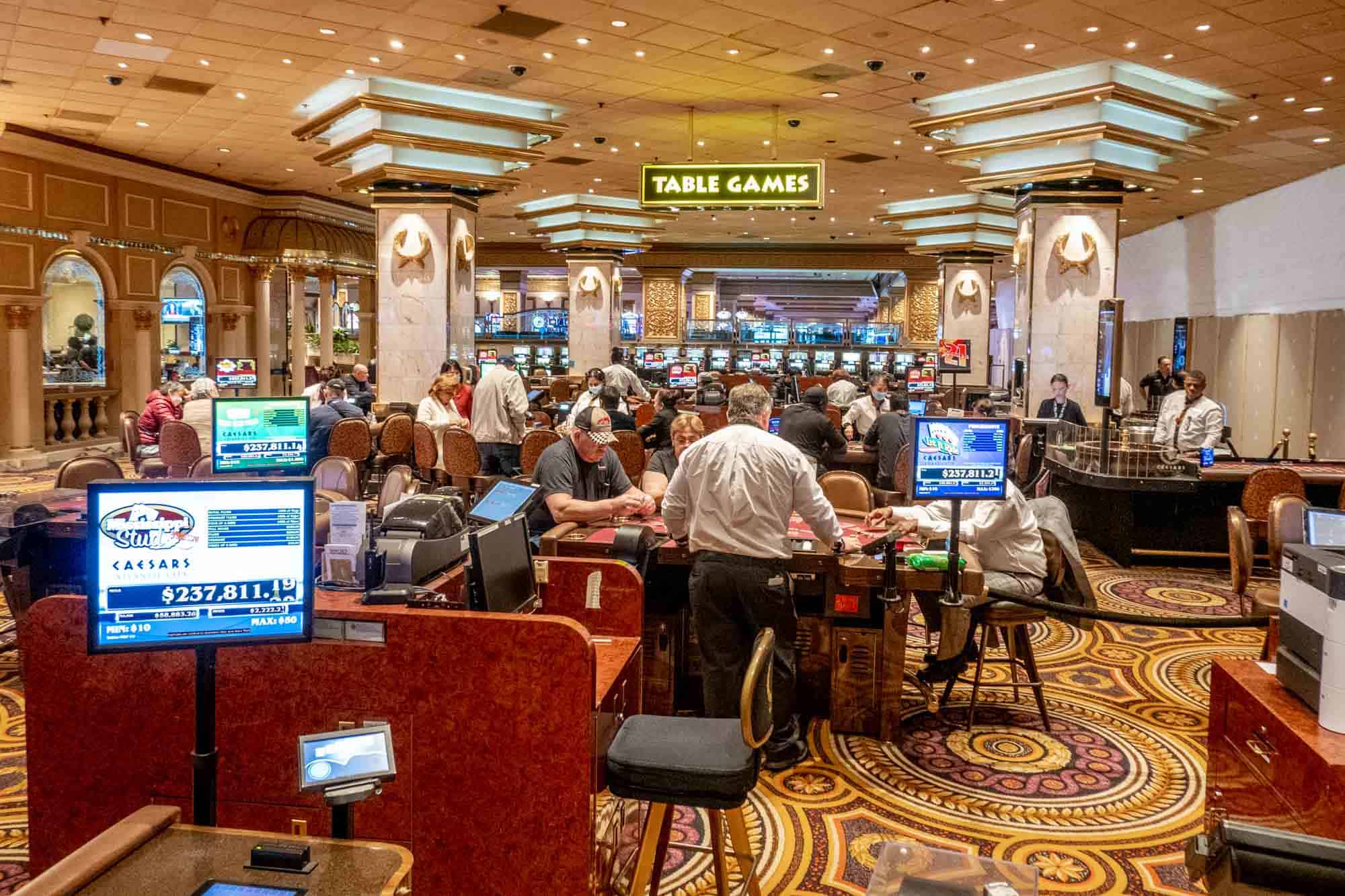 Slot Makinelerinde Rüzgarı Yakala: Stratejiler ve İpuçları